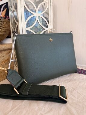 New Tory Burch Blake Swingpack in Basil Pebbled Leather Crossbody with Gold Logo